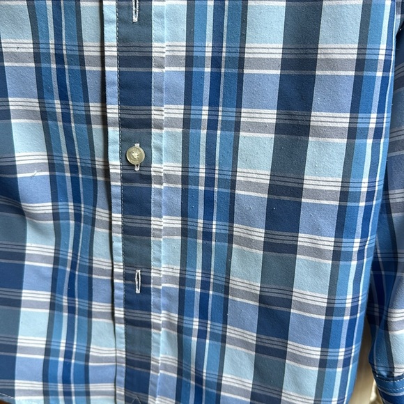 Vineyard vines whale performance button down - Picture 5 of 5